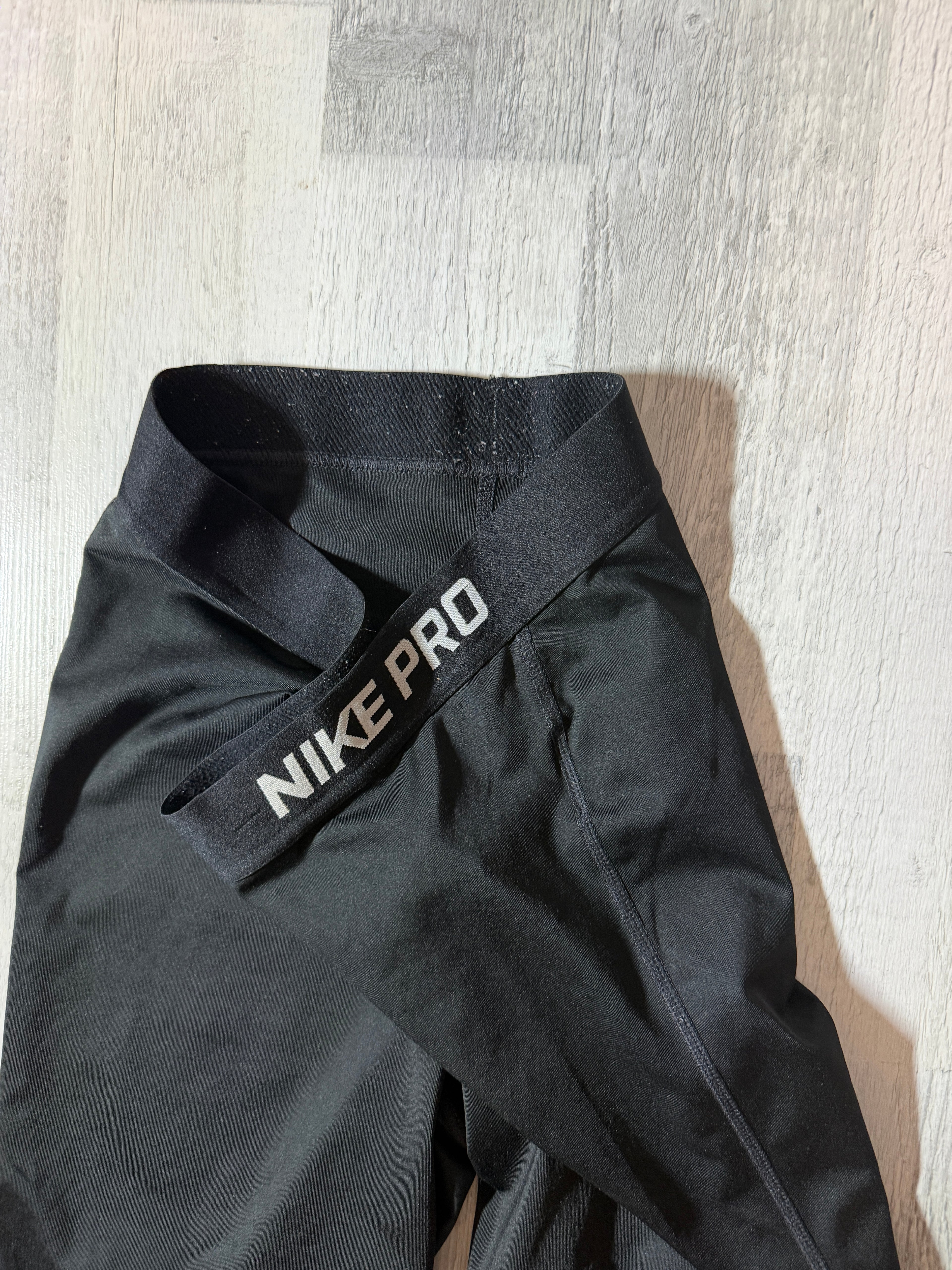 Nike Pro Edzőnadrág ( WOMEN M )