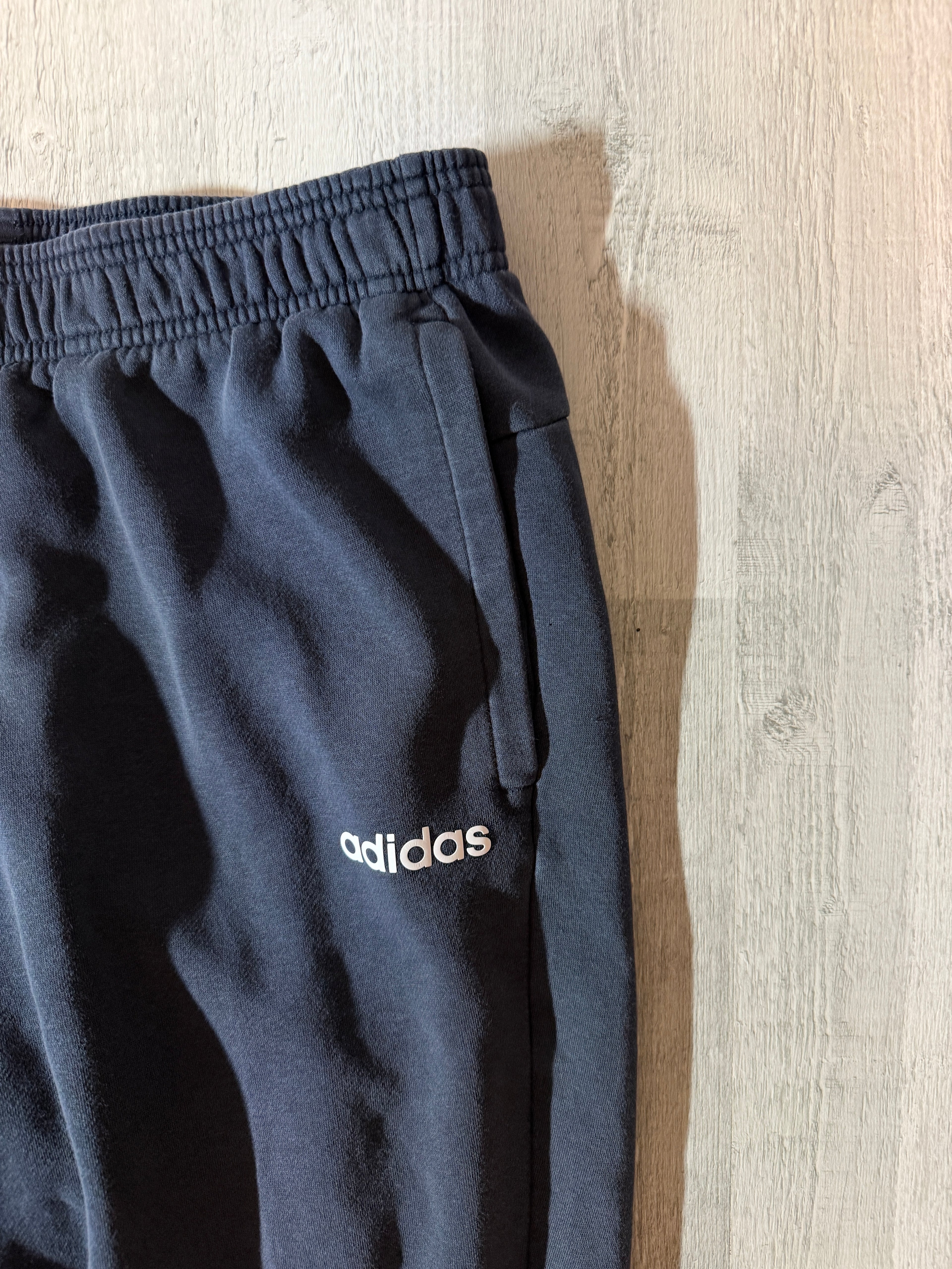 Adidas Melegítőnadrág ( MEN L )